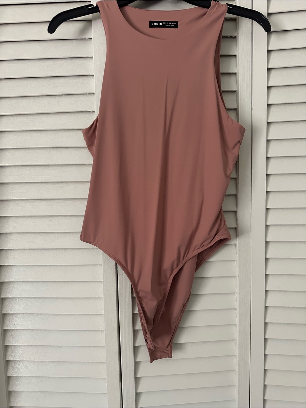 SHEIN Dusty Rose Sleeveless Crewneck Bodysuit